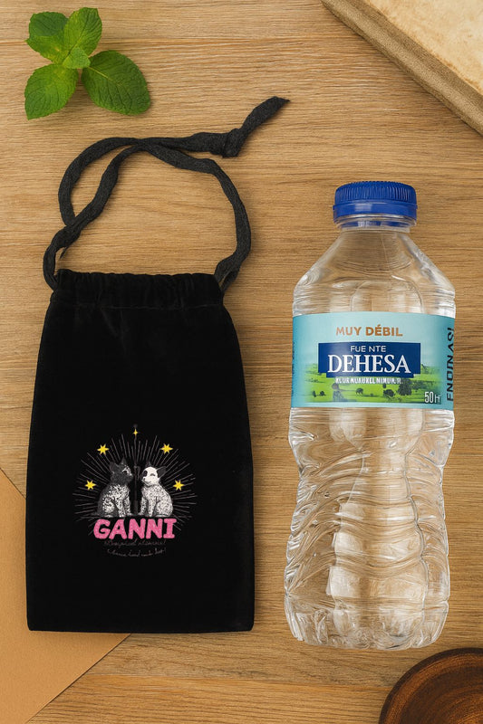 Bolso de terciopelo con cordon 19,5x10,9