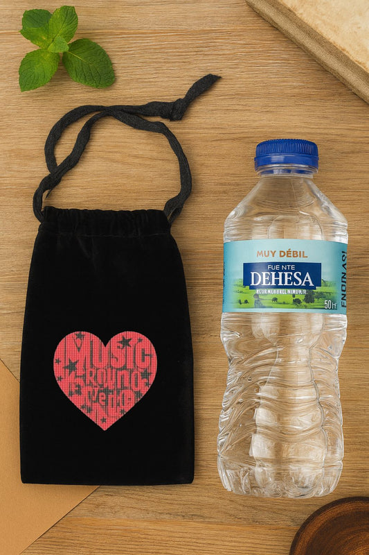 Bolso de terciopelo con cordon 19,5x10,9