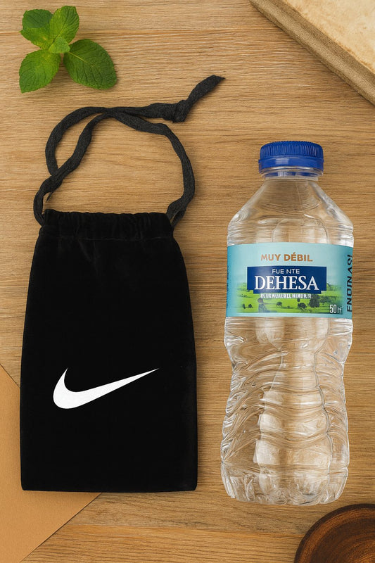 Bolso de terciopelo con cordon 19,5x10,9