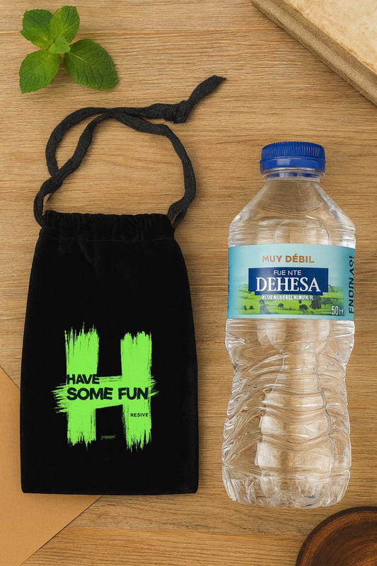 Bolso de terciopelo con cordon 19,5x10,9