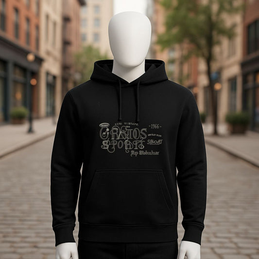 Sudadera negra con capucha