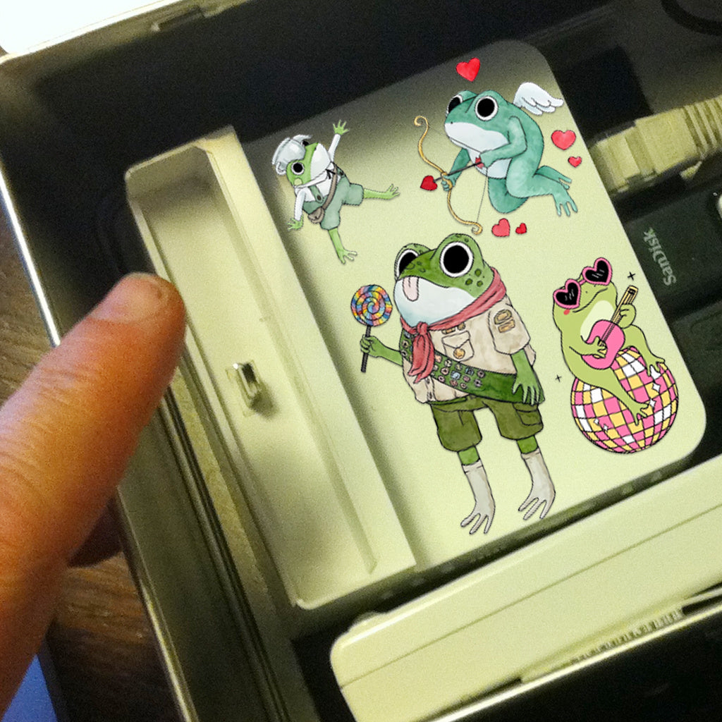 6pcs Cute and versatile frog UV DTF crystal label transfer sticker set, suitable for glass jars and space decoration, item decoration, self-adhesive, removable, waterproof, creative DIY crystal label transfer stickers, cartoon cute little frog stickers