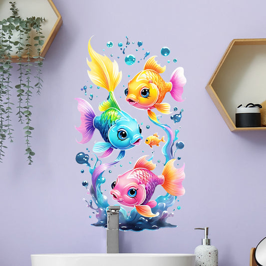 1套 炫彩金鱼戏水墙贴，多彩金鱼在水花气泡中畅游，画面灵动活泼，贴于我是、浴室，为空间添海洋童趣氛围与活力感。