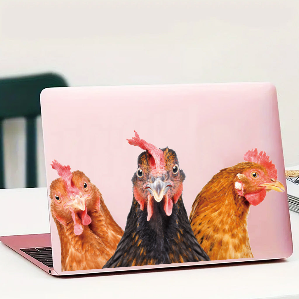 2pcs Whimsical and quirky farm three-chicken stickers, lively poultry portrait designs, perfect for rustic farm decorations, countryside-style art, chic aesthetic accents, self-adhesive, removable, waterproof wall stickers, toilet stickers